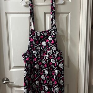 Super cute overall dress never worn